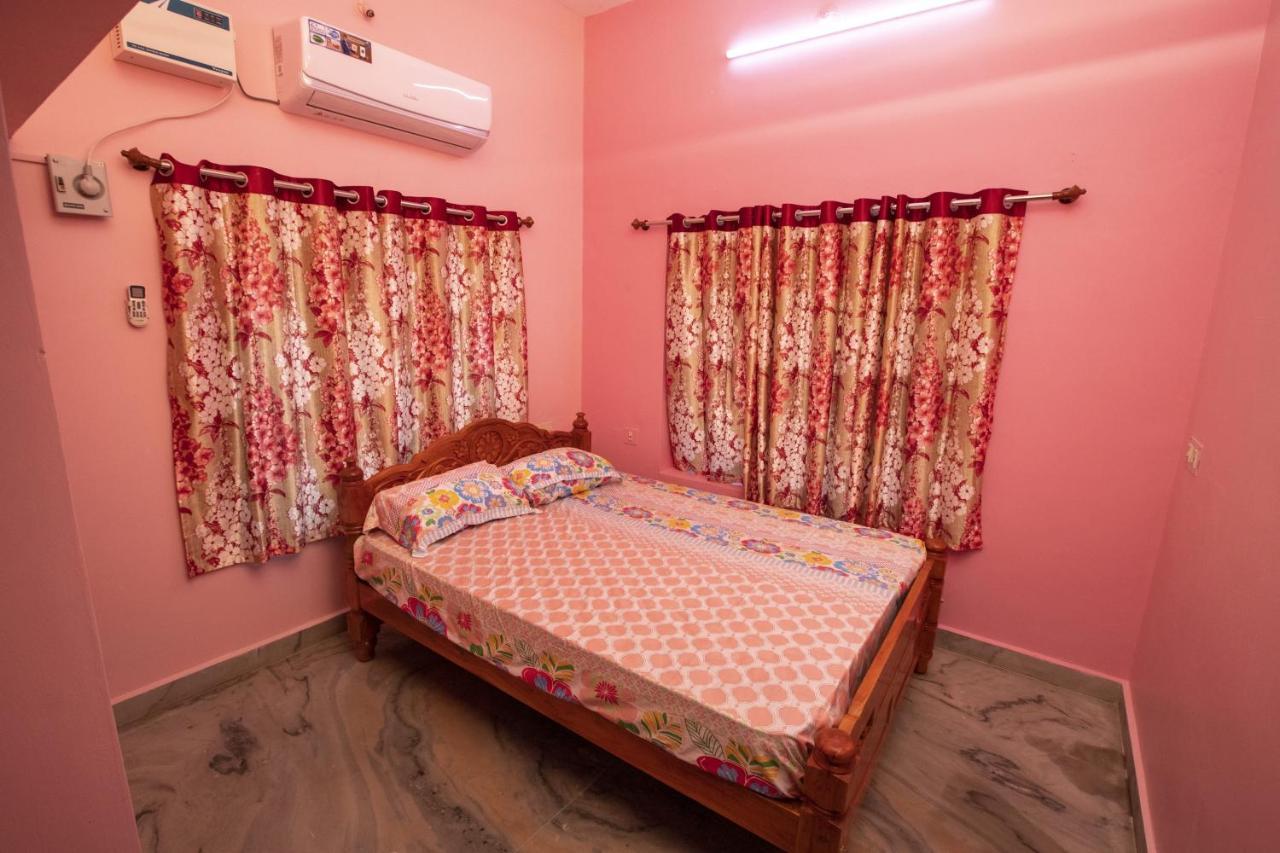 Phoenix Holiday Home Kanyakumari Exterior foto