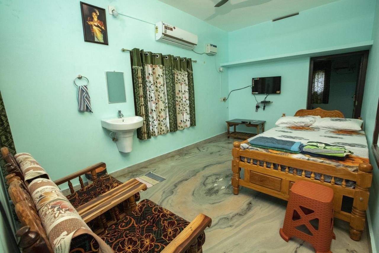 Phoenix Holiday Home Kanyakumari Exterior foto